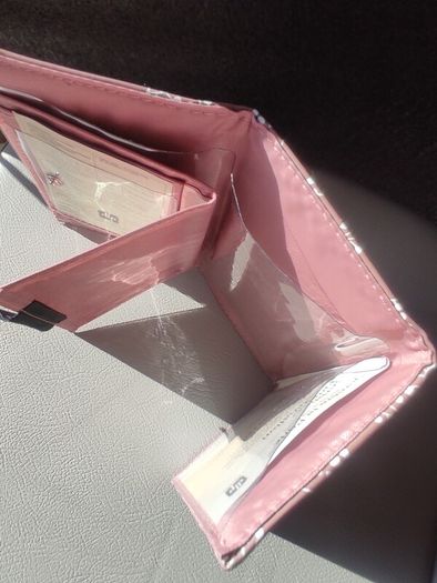 Madame plus que Parfaite wallet