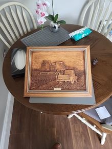 Kim Murray carved picture