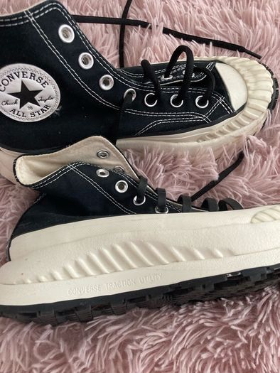 7 pairs of Genuine Converse
