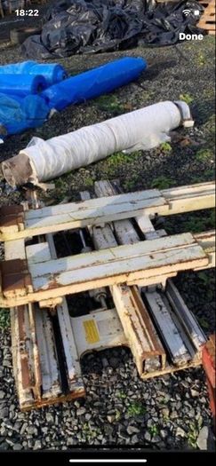 Forklift attachment with side shift
