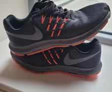 mens nike run swift trainers