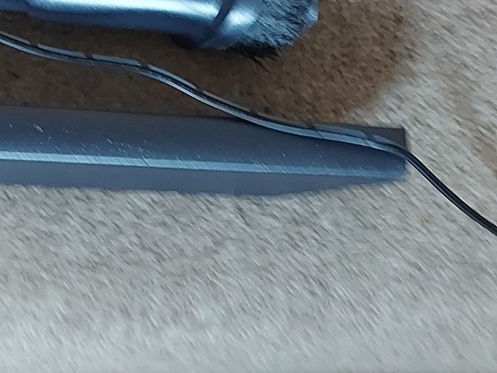 Smoture Cordless Vacuum Cleaner, model VAC02, in excellent condition, great suction, plus charger and accessories