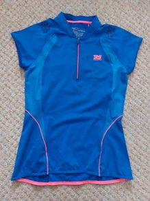 Half zip biking/running top Tao Technical UK10 new unworn