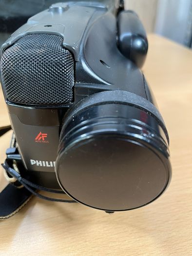 Videocamera Vintage PHILIPS Explorer Camcorder m620/01 - Spares and Repairs