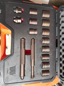 Lock nut removal kit by Welzh