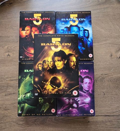 Babylon 5 - Season 1 to 5 - sci-fi