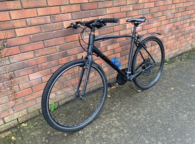 28 Inch Giant Escape Hybrid bike
