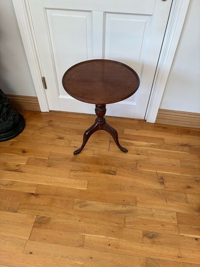 Tripod Type Wooden Side Table.