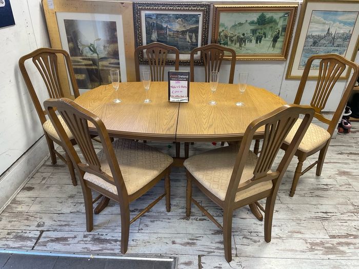 Dining Table & 6 chairs