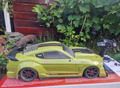 large radio controlled 6s Ford mustang