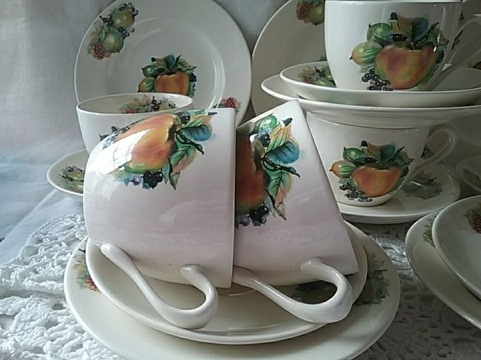 Shannonbridge Irish Pottery Teaset
