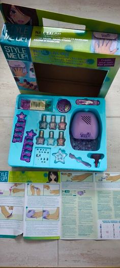 Nail Salon