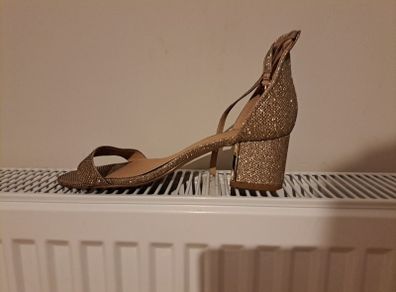 gold shoes
