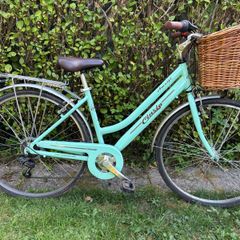 Womens bicycle