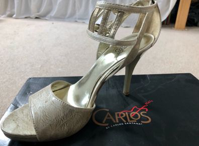 Carlos Santana gold sandals size 38