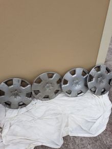 toyota hubcaps