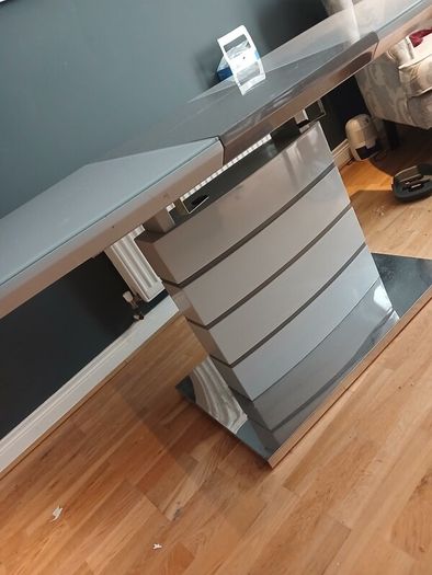 kitchen table