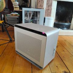 Mini ITX - 1080ti, i7 9700k, Streamcom DA2 Case