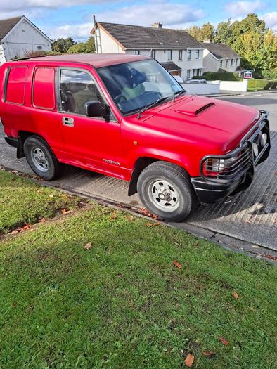 Isuzu trooper
