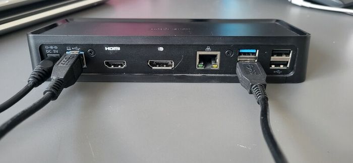 Docking station