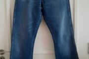 Wrangler cotton denim jeans 30 waist and 32 leg unisex in very good condition with no issues see last two photos for exact measurements FREE STANDARD POSTAGE INCLUDED