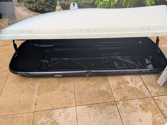 Car roofbox