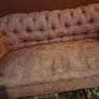 Victorian Chesterfield couch Image 4