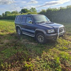 Isuzu tropper
