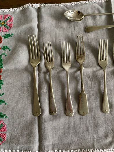 Cutlery - forks & spoons vintage