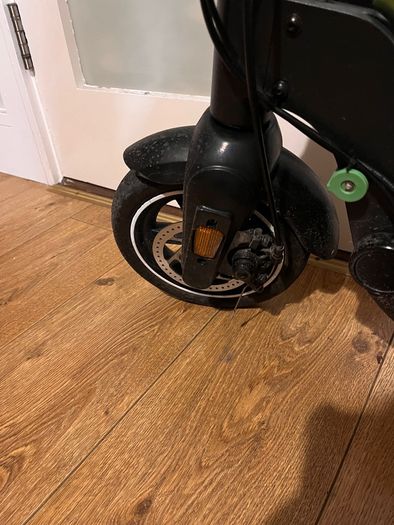 Electric scooter