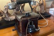 Antique Burgunder Paris c1910 Crank Telephone