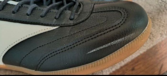 Trainers size 7