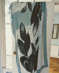 Large Scarf (Meadows and Byrne)