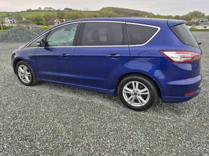 162 Ford Smax 2.0 150bhp