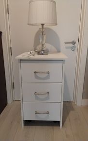locker and lamp