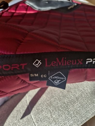 Unused Le Mieux Saddle Pad Size S/M