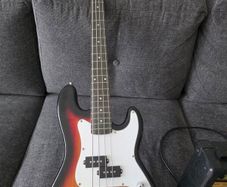 Small Bass + Amp