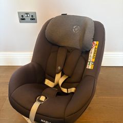 Maxi Cosi Pearl Smart seat and isofix