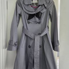 Beautiful occasion Jacket | size: 6-8uk