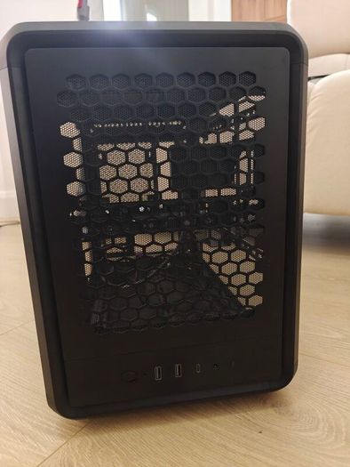 Cooler Master MasterFrame 400