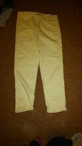BNWT M&S Yellow/ Mimosa Roll up trousers Size 8