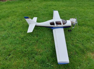 Radio contro 81 inchl Great planes lancair