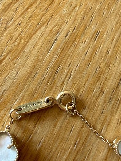 Clover MOP bracelet