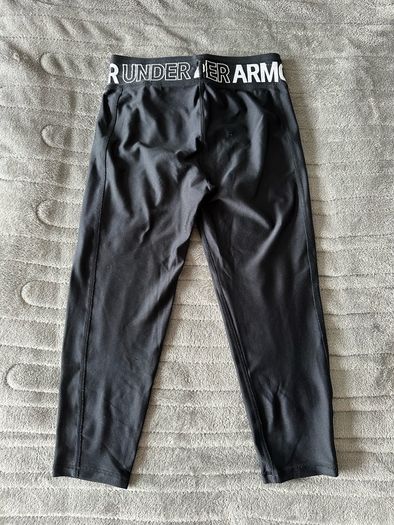 Under Armour 3/4 leggings for women / ladies, in very good condition. Size XS
