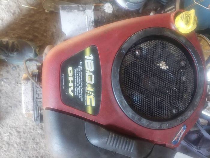 18hp Briggs And Stratton Engine Piston Seal Gone For Sale in Kildangan ...