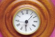 Wooden Circler Clock  ( Quartz )