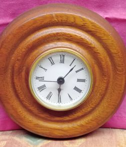 Wooden Circler Clock  ( Quartz )