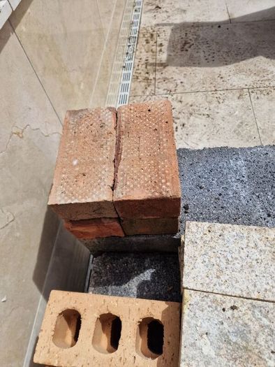 Bricks granite , yellow , blocks , cement , osb