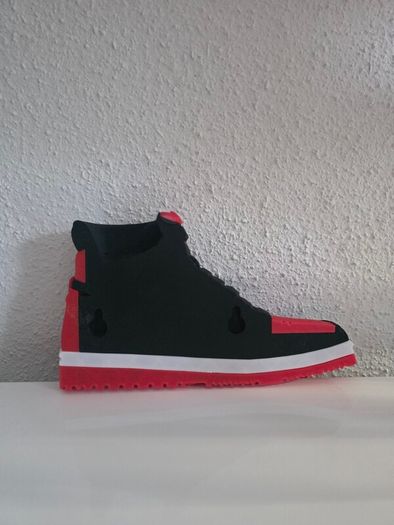 Sneaker Key Holder Jordan 1 "Bred" Style