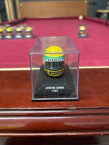 Ayrton Senna Helmet 1985 1:8 Minichamps